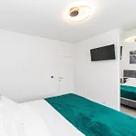 3 Bedroom Gorgeous In Kastel Novi Kastela